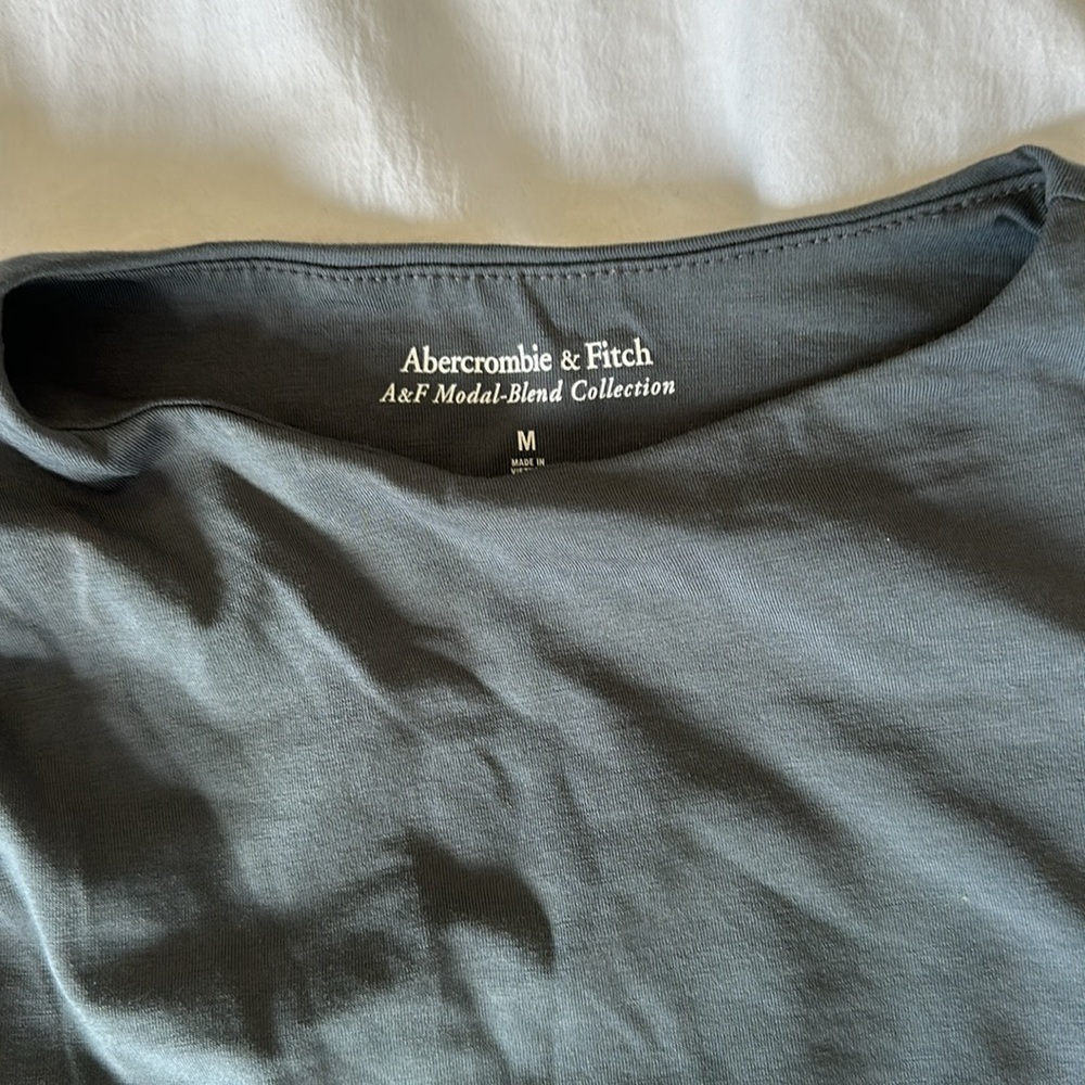 Abercrombie & Fitch Gray Tank Top - Picture 2 of 2